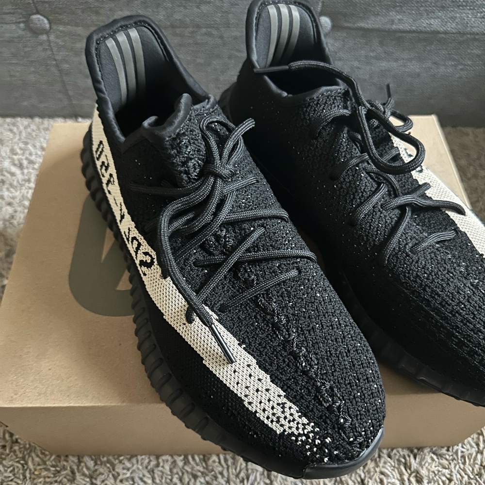 Yeezy 350; Worn once, perfect condition! MESSAGE BEFORE PURCHASE ‼️